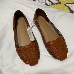 New Old Navy Sandals